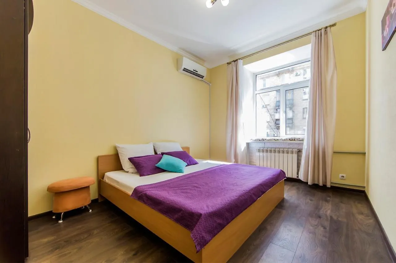 Комфорт- Апартаменти Біля Хрещатика Kiew Apartment